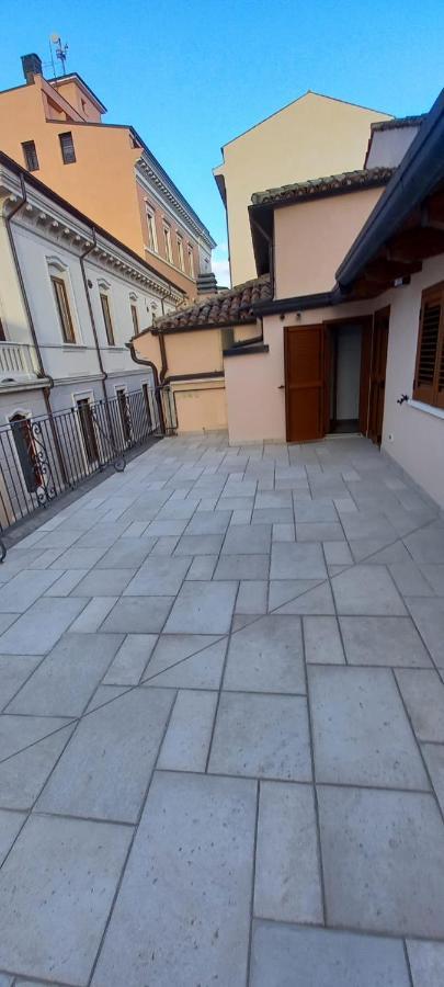 La Terrazza Del Quarto Л'Аквіла Екстер'єр фото
